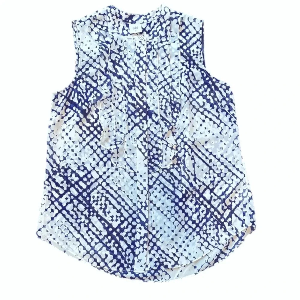 CABI style #5531 Venture Blouse sleeveless button front ruffle accent sz Medium